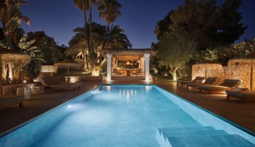 Resa Estates finca campo san jose Ibiza night 2.jpg